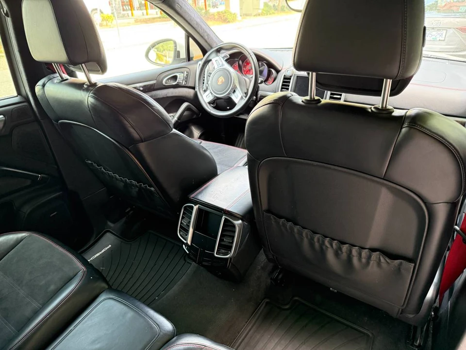 2013 Porsche 958 Cayenne GTS - Image 8 of 17