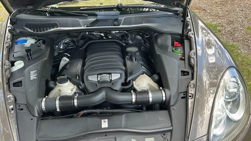 2013 Porsche 958 Cayenne GTS - Image 11 of 11
