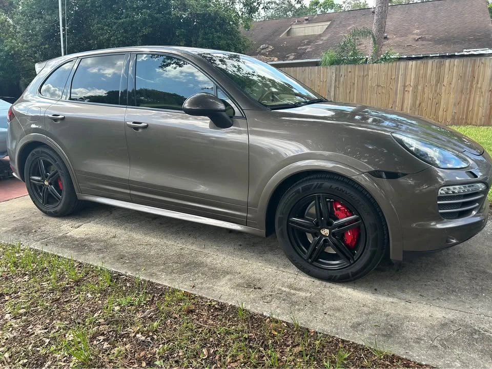2013 Porsche 958 Cayenne GTS - Image 3 of 11
