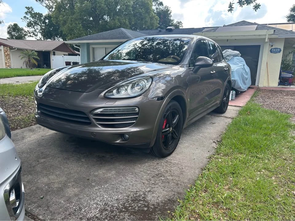 2013 Porsche 958 Cayenne GTS - Image 2 of 11