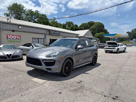 2013 Porsche Cayenne GTS
