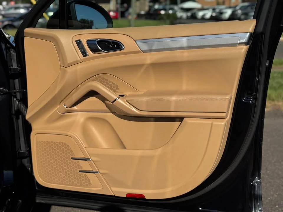 2013 Porsche 958 Cayenne GTS - Image 15 of 20
