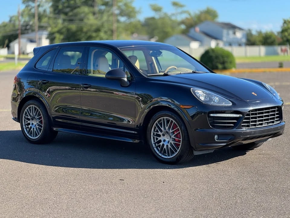 2013 Porsche 958 Cayenne GTS - Image 2 of 20