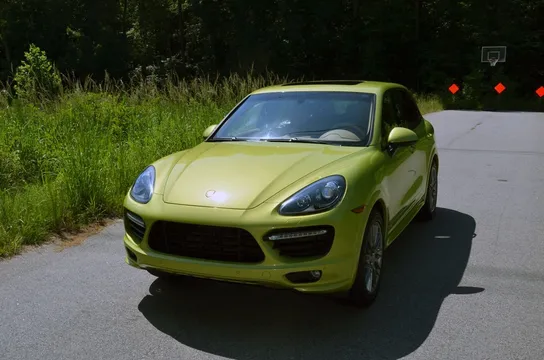 2013 Porsche Cayenne GTS