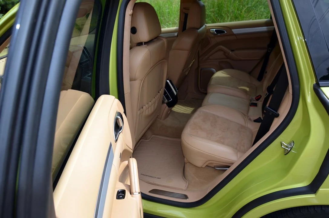 2013 Porsche 958 Cayenne GTS - Image 15 of 15