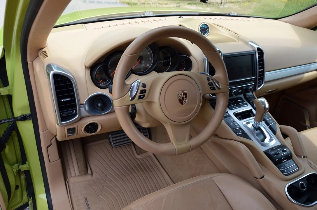 2013 Porsche 958 Cayenne GTS - Image 9 of 15