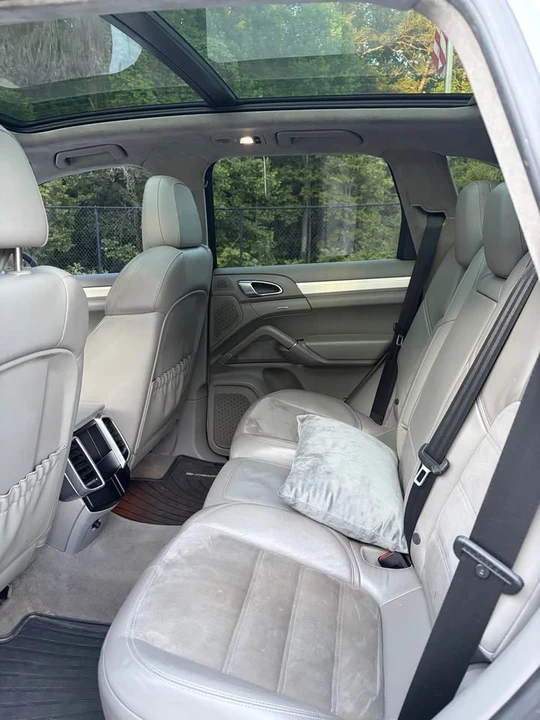2013 Porsche 958 Cayenne GTS - Image 11 of 20
