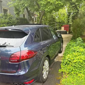 2013 Porsche Cayenne GTS