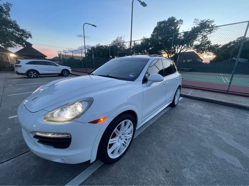 2013 Porsche 958 Cayenne GTS - Image 10 of 20