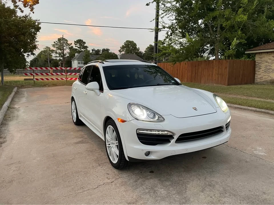 2013 Porsche 958 Cayenne GTS - Image 5 of 20