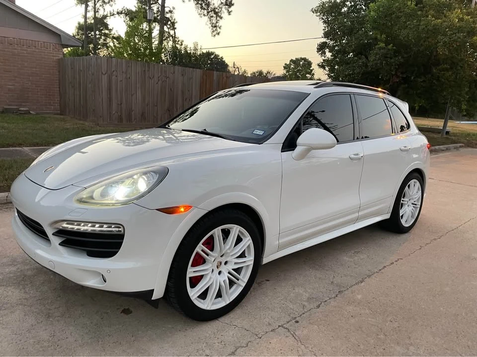 2013 Porsche 958 Cayenne GTS - Image 4 of 20