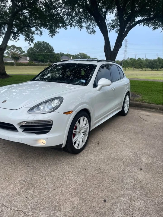 2013 Porsche 958 Cayenne GTS - Image 4 of 20