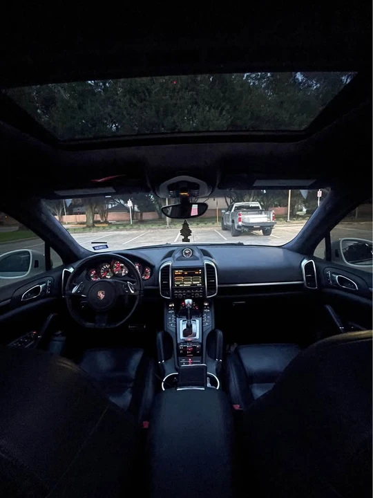 2013 Porsche 958 Cayenne GTS - Image 17 of 20