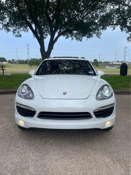 2013 Porsche 958 Cayenne GTS - Image 2 of 20