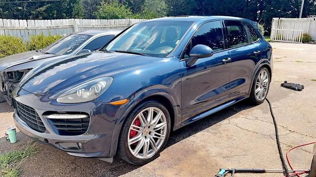 2013 Porsche Cayenne GTS Sport Utility 4D