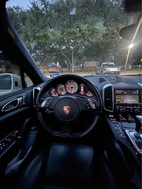 2013 Porsche 958 Cayenne GTS - Image 16 of 20