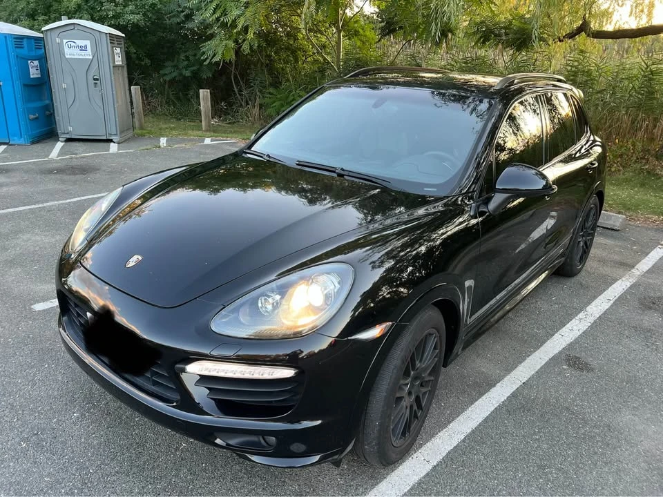 2013 Porsche 958 Cayenne GTS - Image 2 of 17