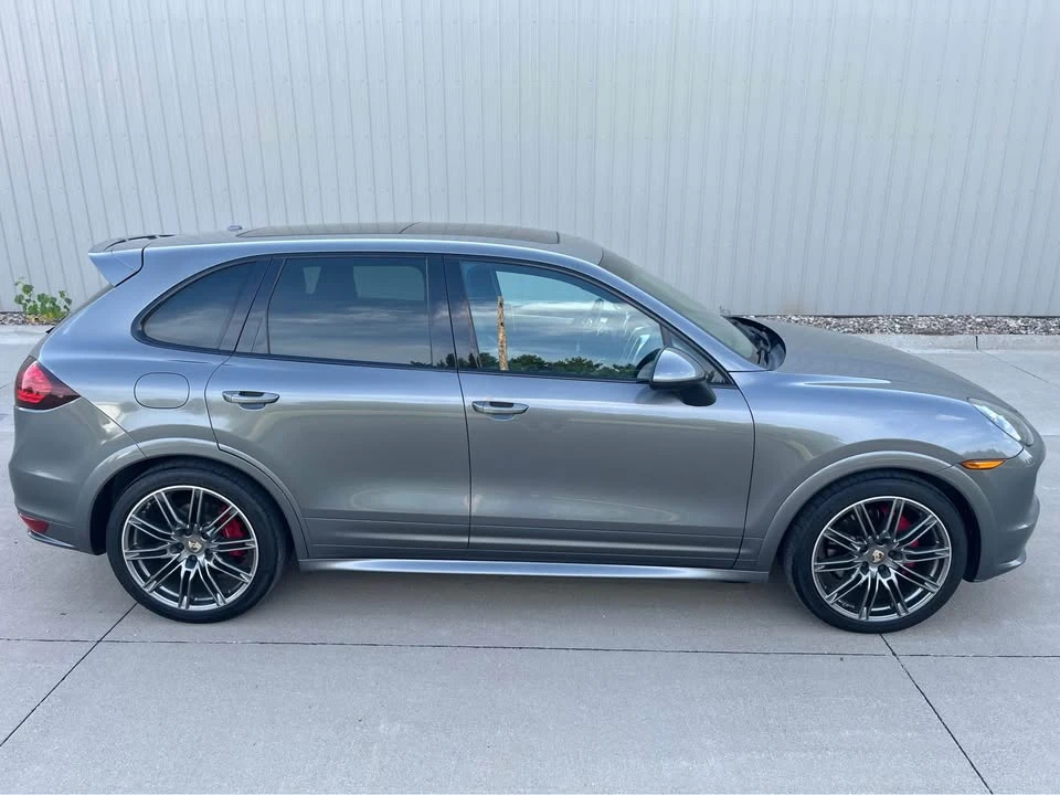 2013 Porsche 958 Cayenne GTS - Image 3 of 17