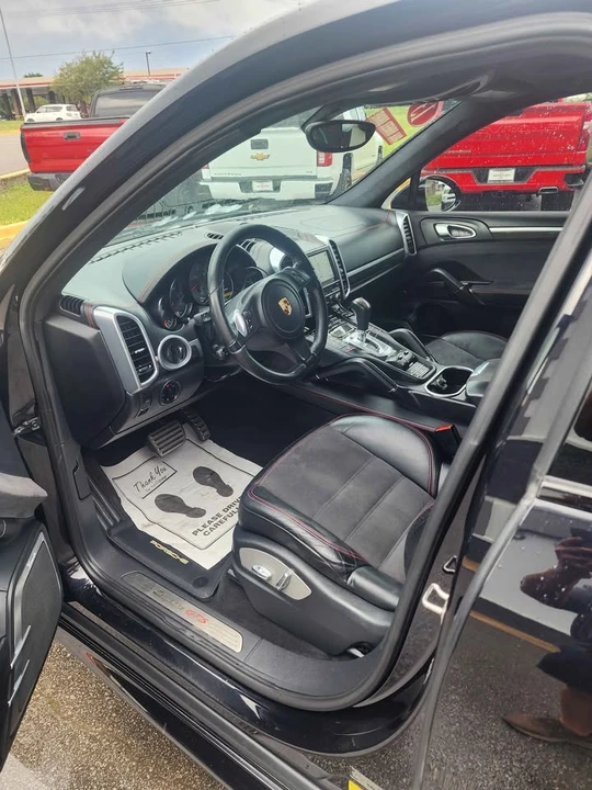 2013 Porsche 958 Cayenne GTS - Image 6 of 16