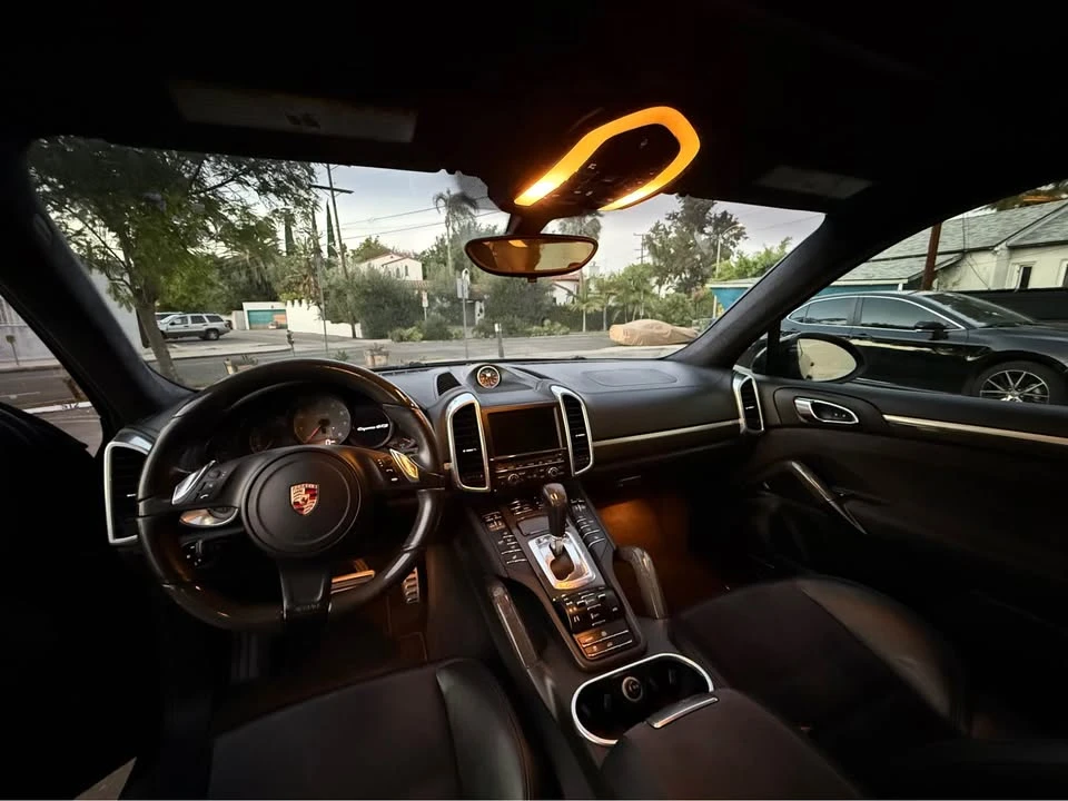 2013 Porsche 958 Cayenne GTS - Image 11 of 12