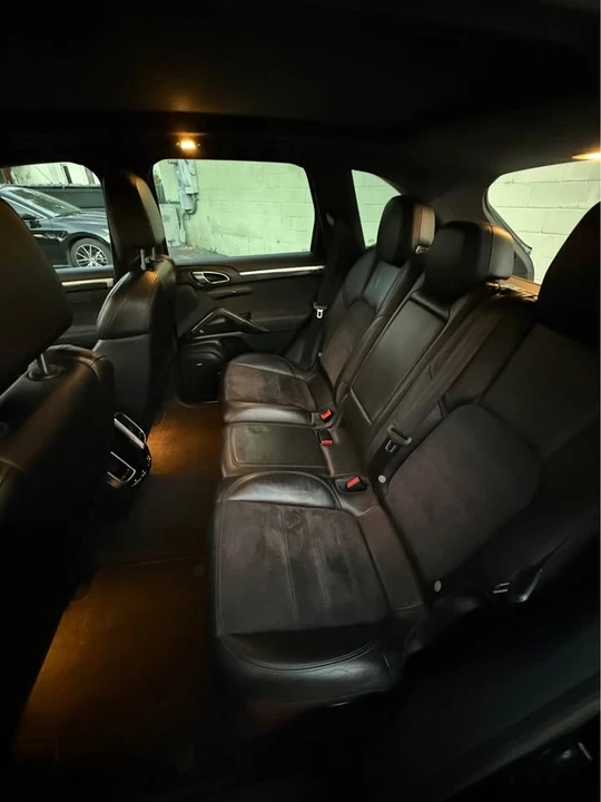 2013 Porsche 958 Cayenne GTS - Image 10 of 12