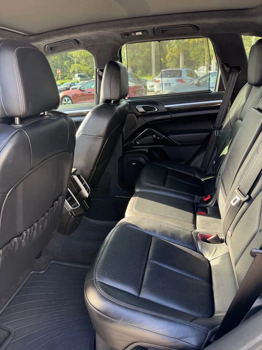 2013 Porsche 958 Cayenne GTS - Image 15 of 17