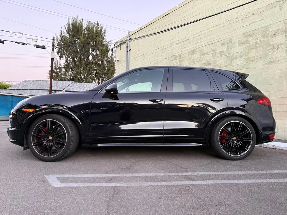 2013 Porsche 958 Cayenne GTS - Image 4 of 12