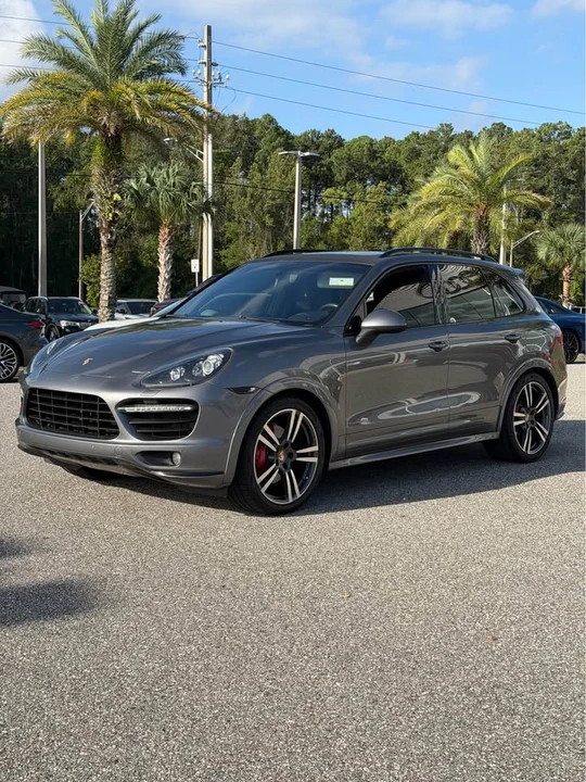 2013 Porsche 958 Cayenne GTS - Image 7 of 17