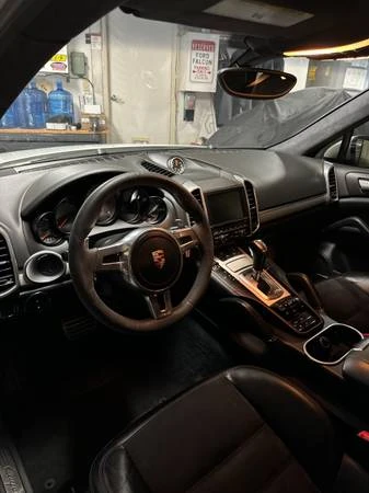 2013 Porsche 958 Cayenne GTS - Image 4 of 6