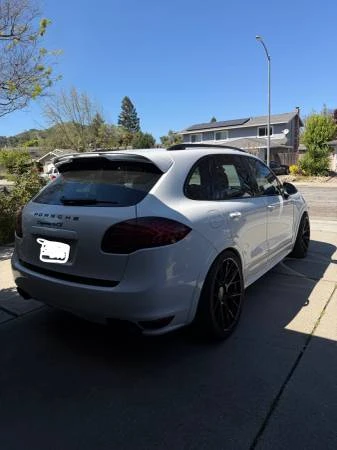 2013 Porsche 958 Cayenne GTS - Image 2 of 6