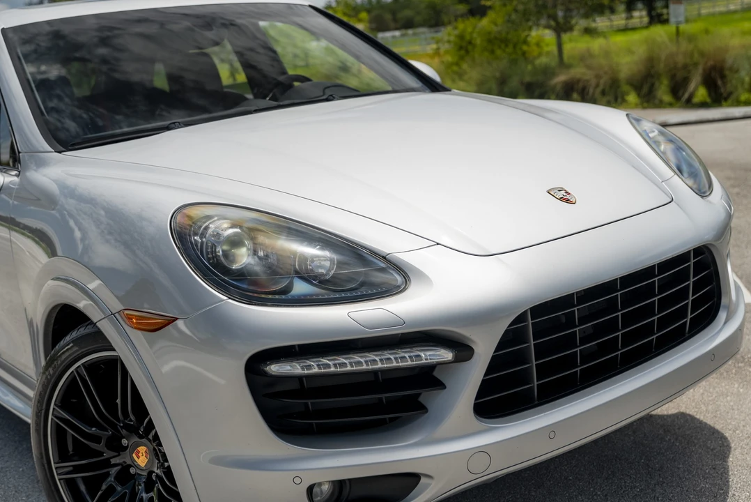 2013 Porsche 958 Cayenne GTS - Image 21 of 31
