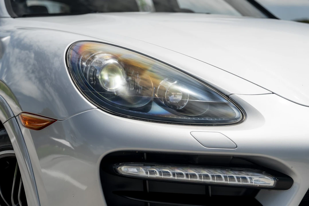 2013 Porsche 958 Cayenne GTS - Image 22 of 31