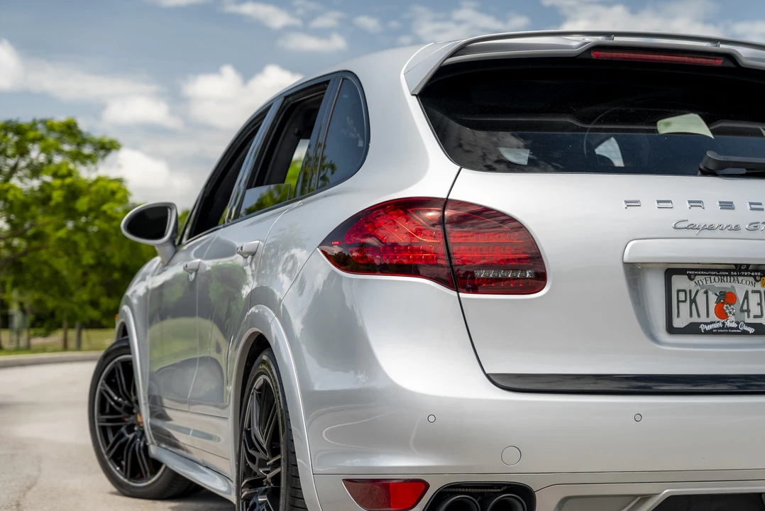 2013 Porsche 958 Cayenne GTS - Image 29 of 31