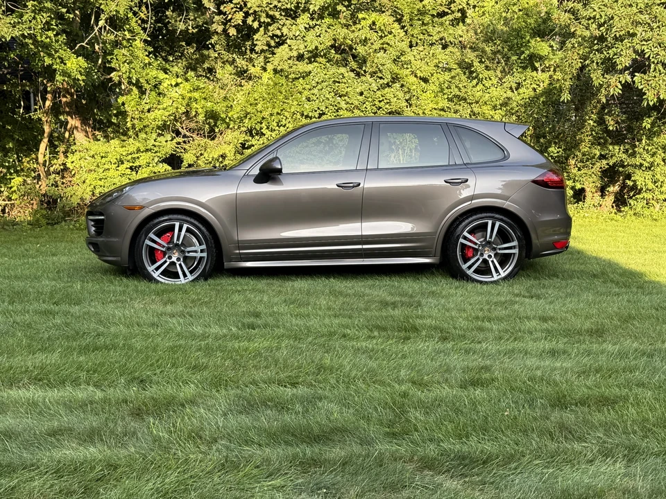 2013 Porsche 958 Cayenne GTS - Image 4 of 31