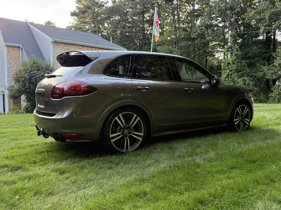 2013 Porsche 958 Cayenne GTS - Image 8 of 31