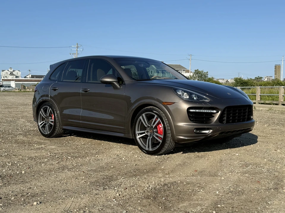 2013 Porsche 958 Cayenne GTS - Image 23 of 31