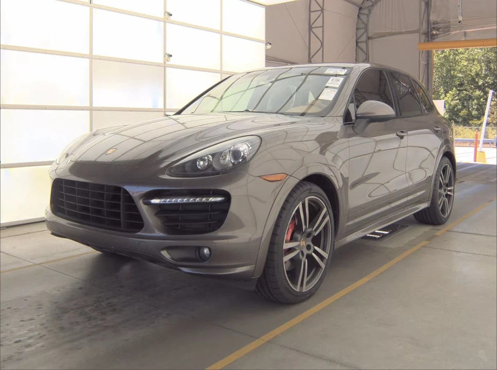 2013 Porsche 958 Cayenne GTS - Image 24 of 31