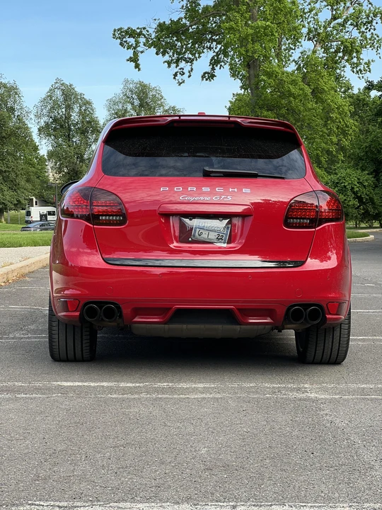 2013 Porsche 958 Cayenne GTS - Image 9 of 31
