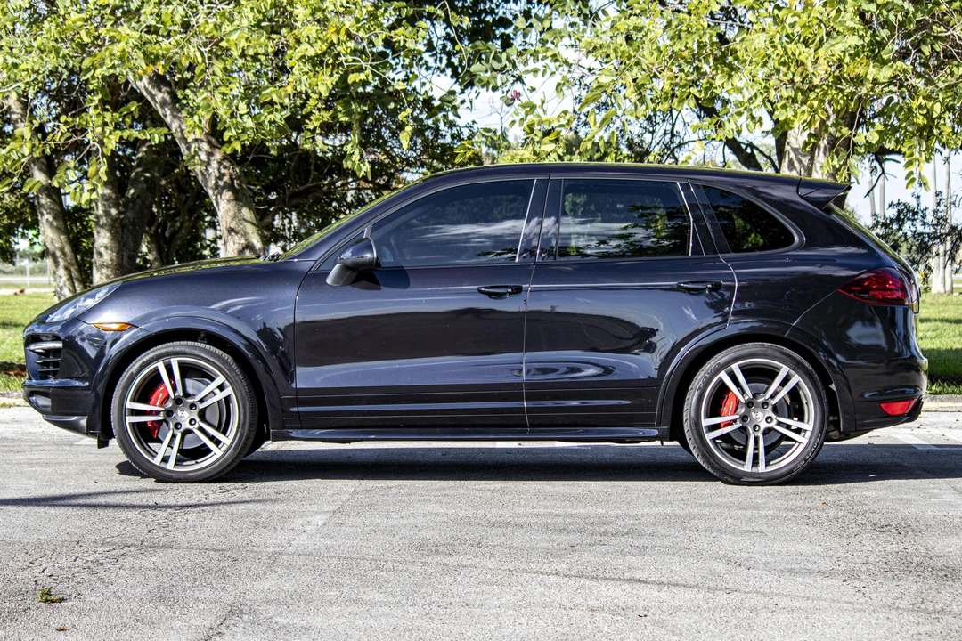2013 Porsche 958 Cayenne GTS - Image 3 of 31