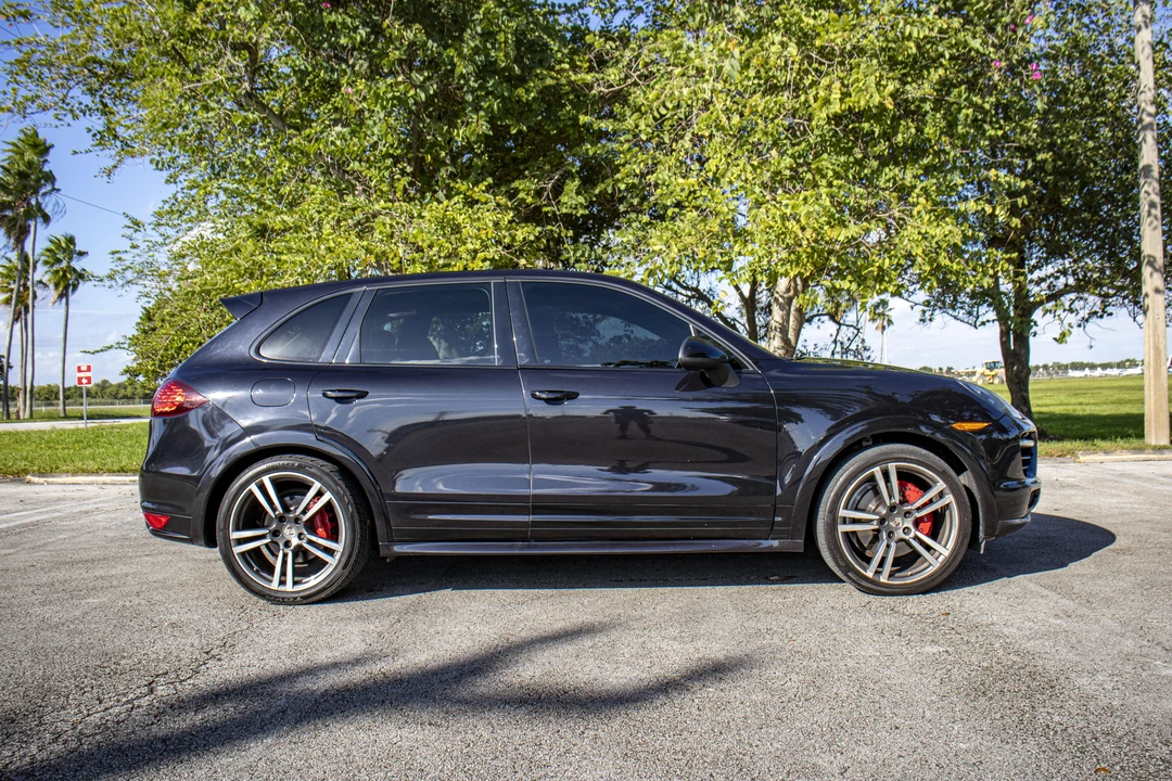 2013 Porsche 958 Cayenne GTS - Image 13 of 31