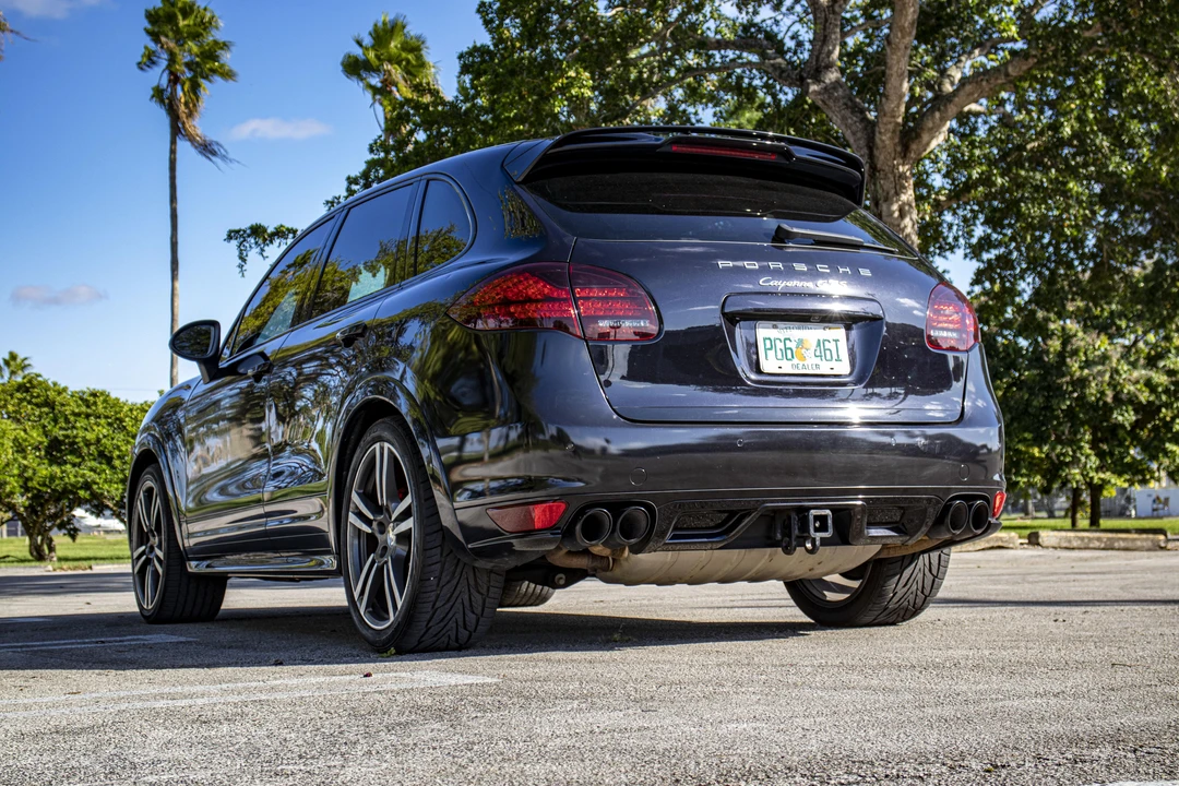 2013 Porsche 958 Cayenne GTS - Image 9 of 31