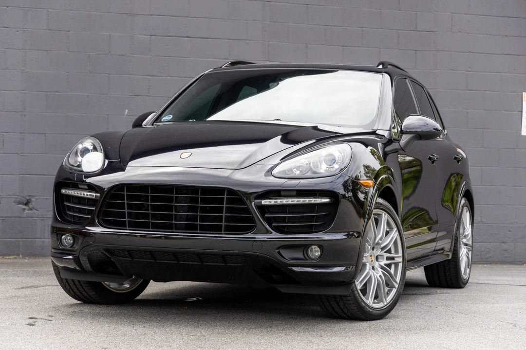 2013 Porsche 958 Cayenne GTS - Image 3 of 31