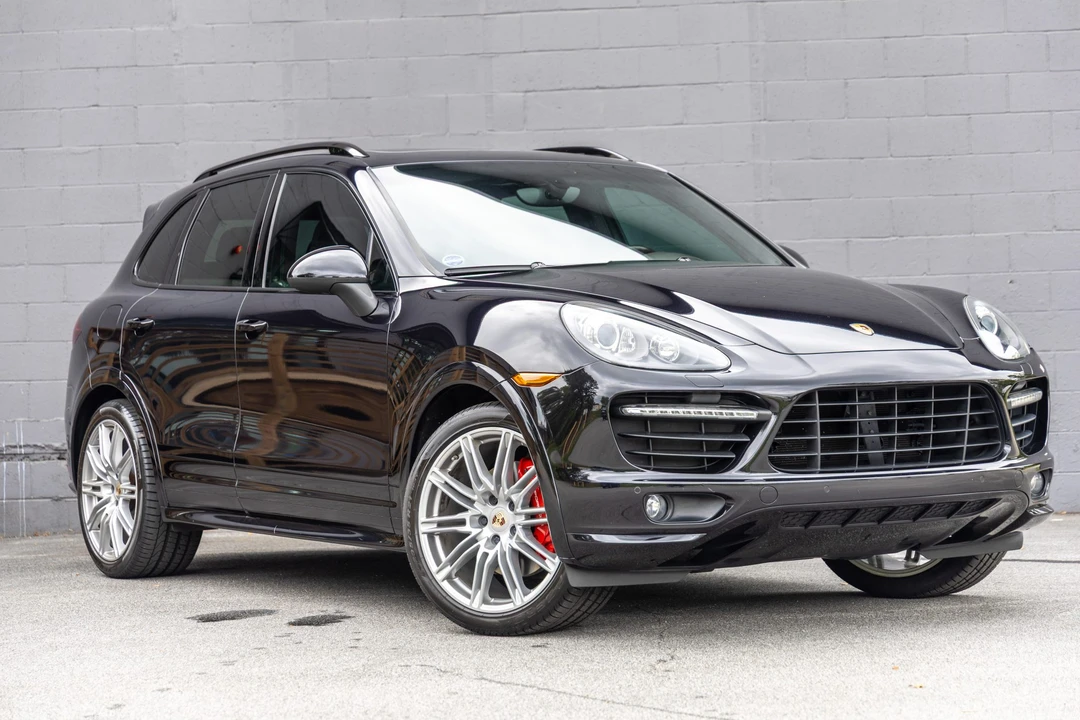 2013 Porsche 958 Cayenne GTS - Image 30 of 31