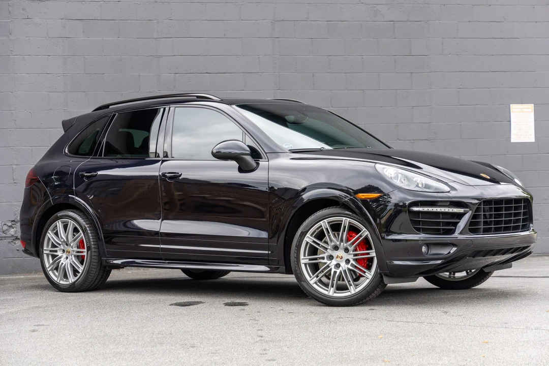2013 Porsche 958 Cayenne GTS - Image 25 of 31