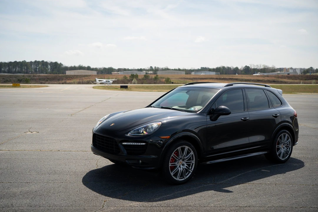 2013 Porsche 958 Cayenne GTS - Image 6 of 31