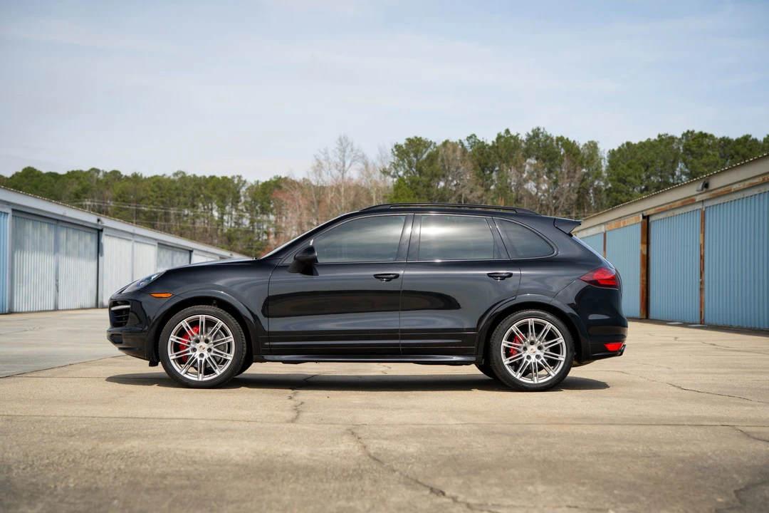 2013 Porsche 958 Cayenne GTS - Image 8 of 31