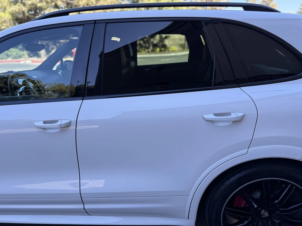2013 Porsche 958 Cayenne GTS - Image 26 of 31