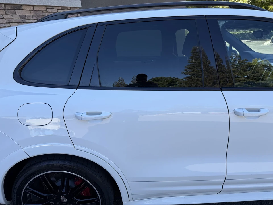 2013 Porsche 958 Cayenne GTS - Image 25 of 31
