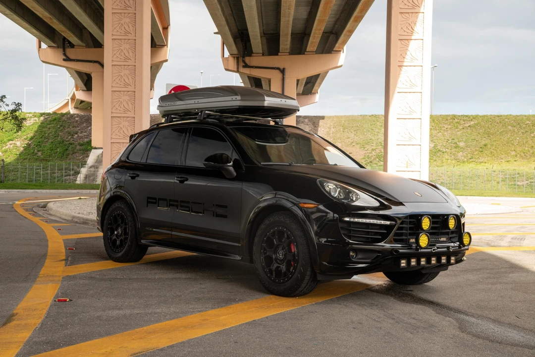 2013 Porsche 958 Cayenne GTS - Image 8 of 31
