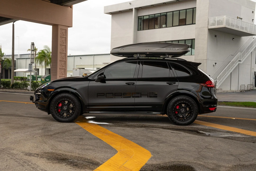 2013 Porsche 958 Cayenne GTS - Image 3 of 31